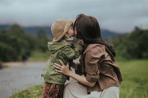 mother and daughter images|10,000+ Free Mother Daughter & Mother Images